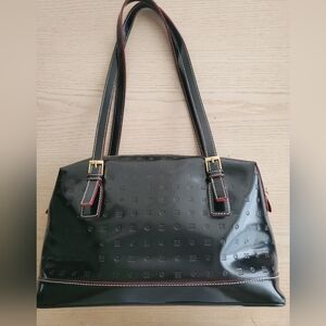 NWOT Medium Shoulder Black Payent Leather Handbag Gold Hardware Italy By Arcadia